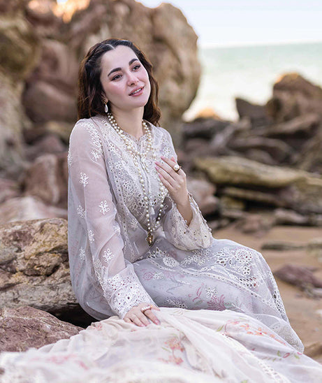 Qalamkar Sahil Kinare Lawn'24 FP#11 EMIRA