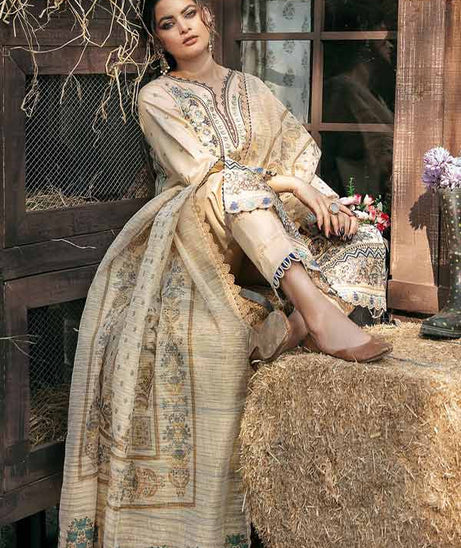 Qalamkar Winter Shawl Collection`21 D#10