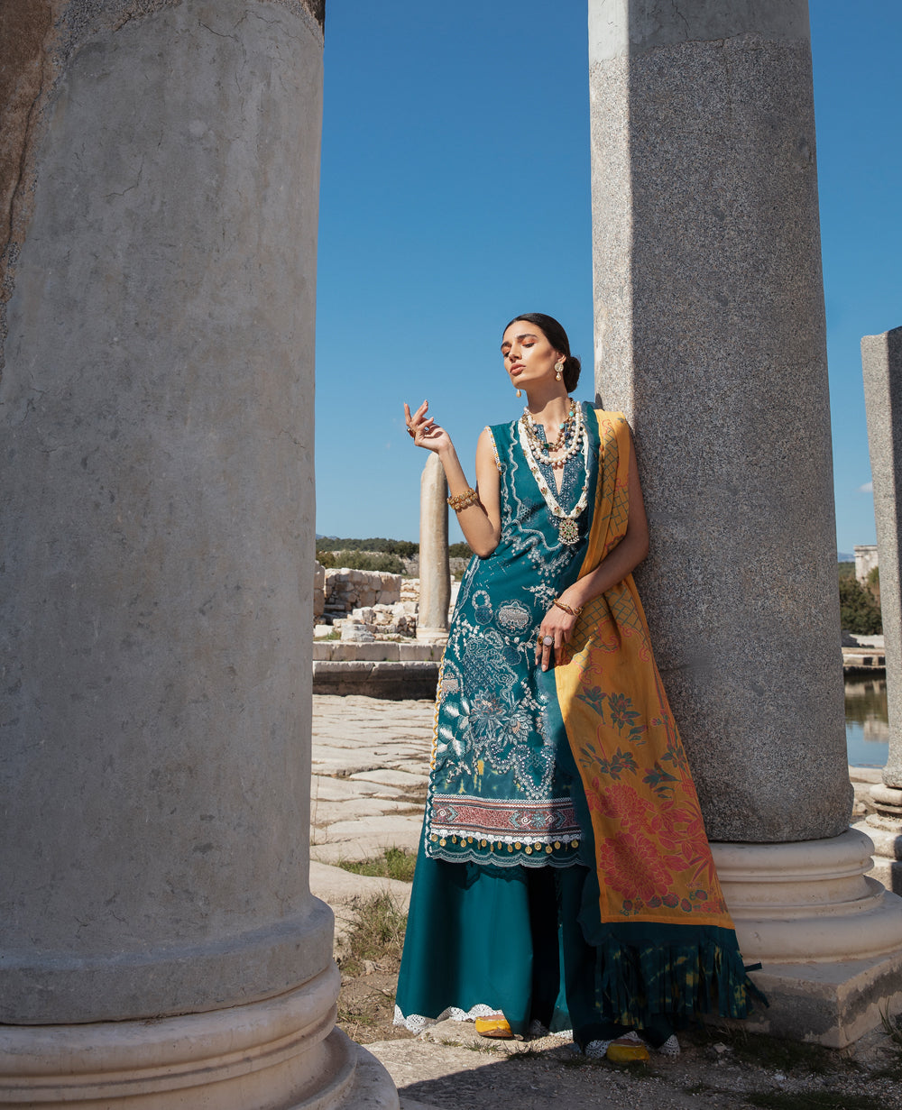 Republic selene Luxury Lawn`21 D#6A