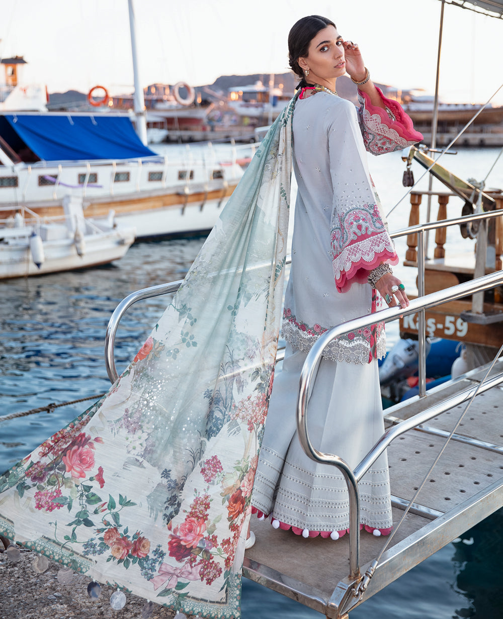 Republic selene Luxury Lawn`21 D#11B