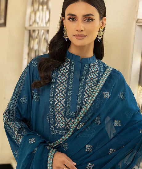 RA Mahee's Elegant Emb Lawn'24 D#3
