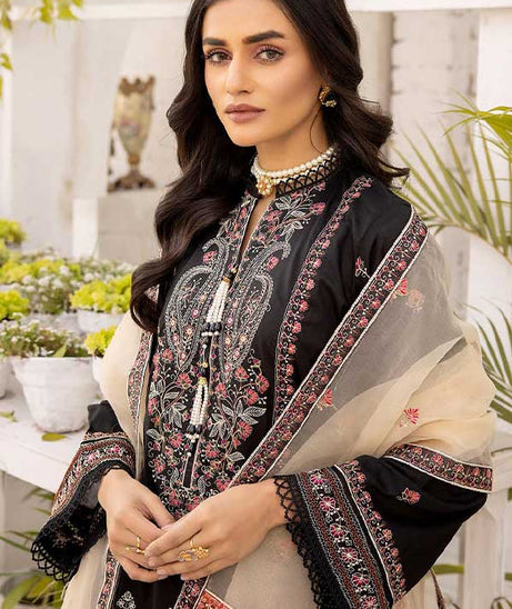 RA Mahee's Exclusive Lawn'23 D#03
