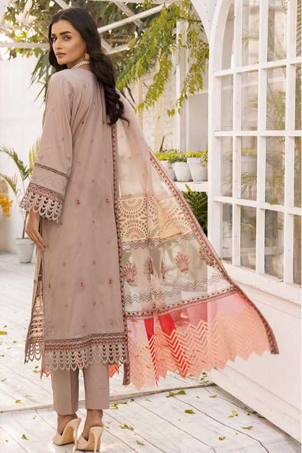 RA Mahee's Exclusive Lawn'23 D#06