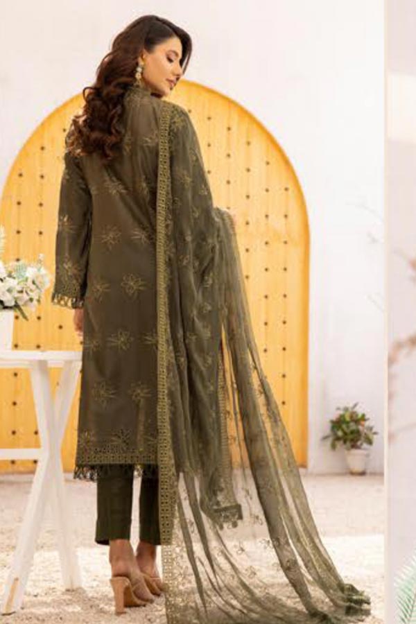 RA Mahees Nazakat Lawn`24 D#02