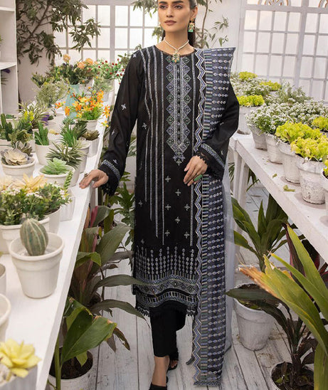 RA Pearl Exclusive Lawn`23 D#7