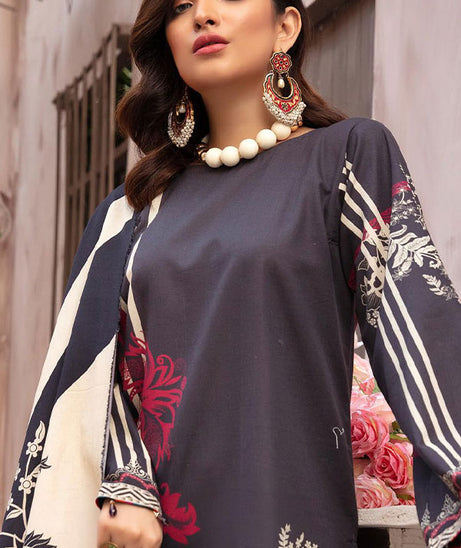 RA Zarki`s Printed Khaddar`21 D#10