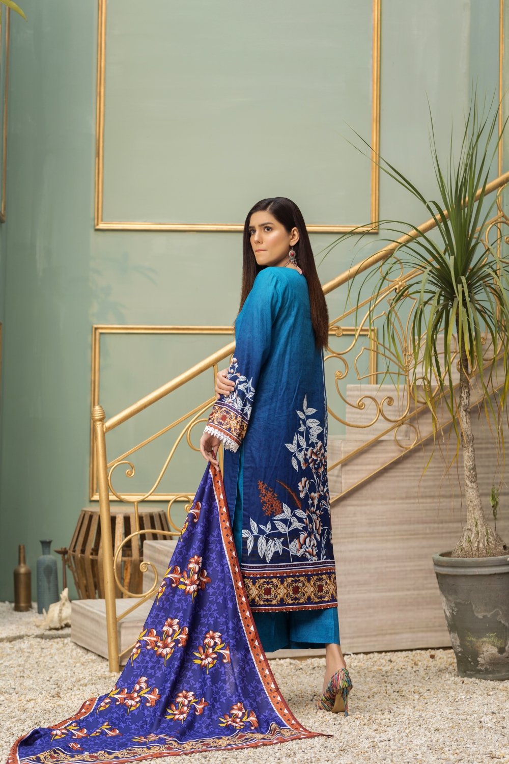 Ittehad Crystal Lawn'21 D # 21141 Blue