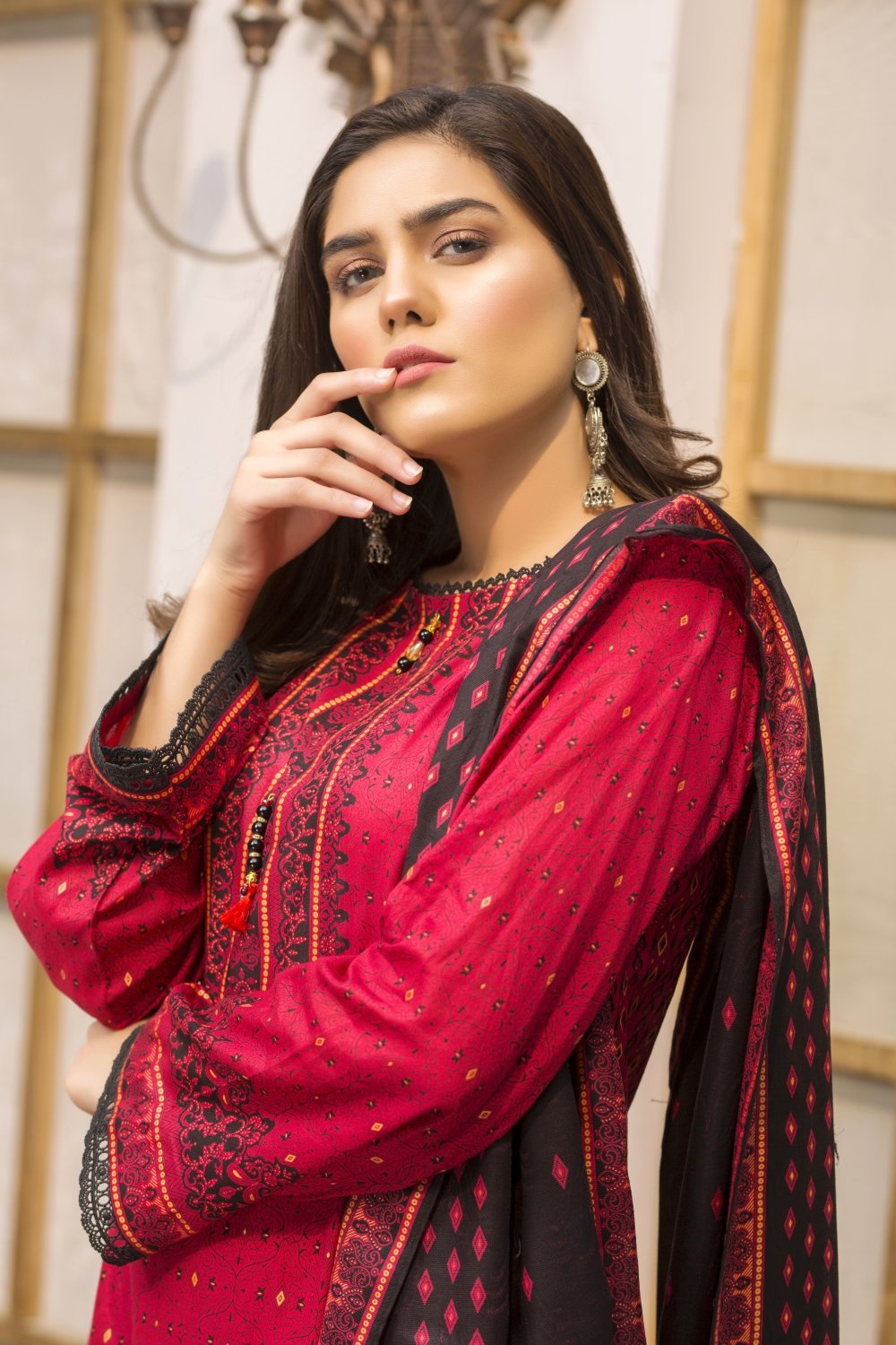 Ittehad Crystal Lawn'21 D # 21132 Maroon