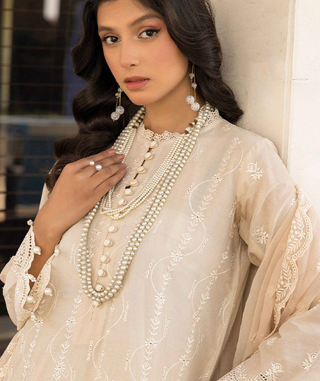 RA Mahee's Ayat Elegant Lawn`25 D#5