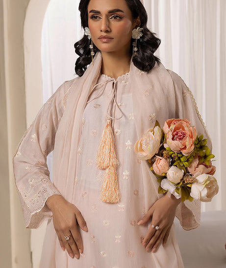 RA Mahee`s Ishal Emb Lawn`25 V#14 D # 3