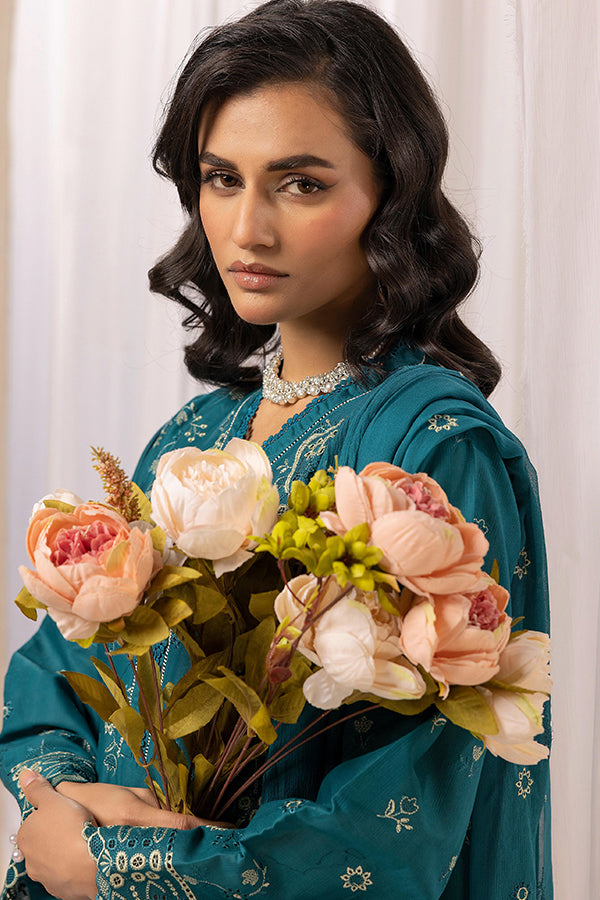 RA Mahee`s Ishal Emb Lawn`25 V#14 D #4