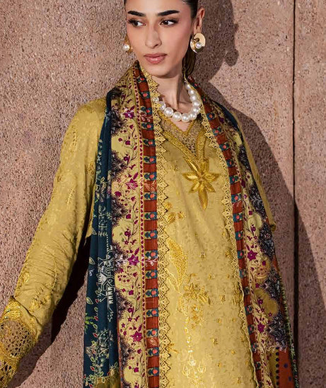 RA Nureh Maya Linen'26 NW#129