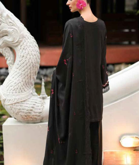 RA Riwayat Emb L/Peach`25 RL#18