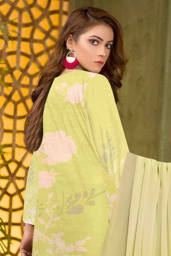 RA Ushna Premium Lawn`25 D#4