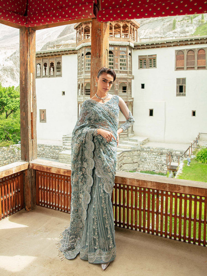 Maryam Hussain Marwa Luxury Formals'23 (RESHAM)