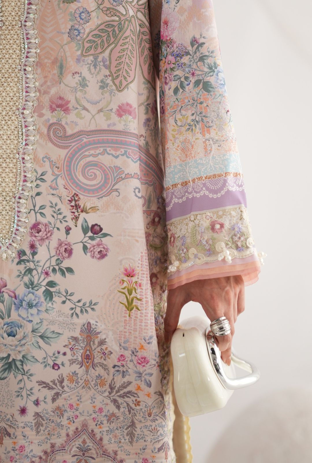 AJR Garden Whispers Silk`25 D#2