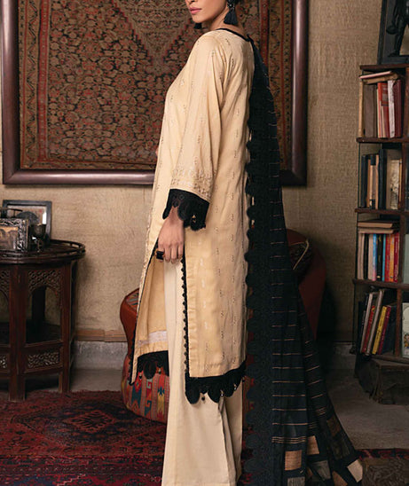 Raaya Premium Lawn`21 D#4