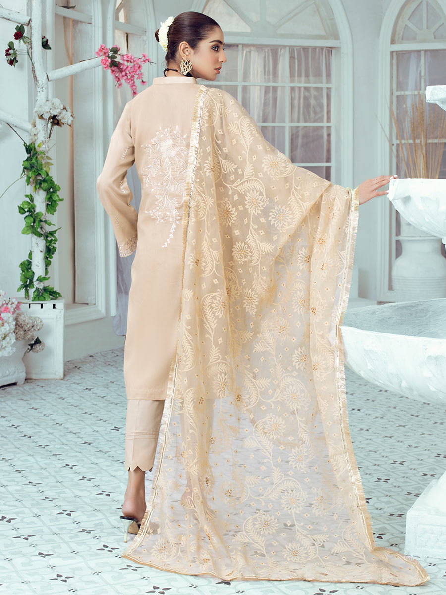 Raji's Nasqh-e-Nigar Summer'22 D#4