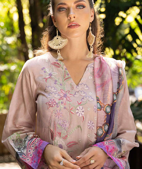 Ramsha Ghazal Luxury Lawn'25 G#301