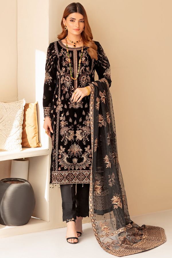 Ramsha Velvet Collection`22 VA#401 (Black)