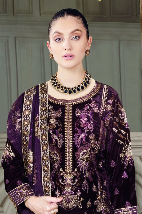 Ramsha Velvet Collection`22 VE#401 (Plum)