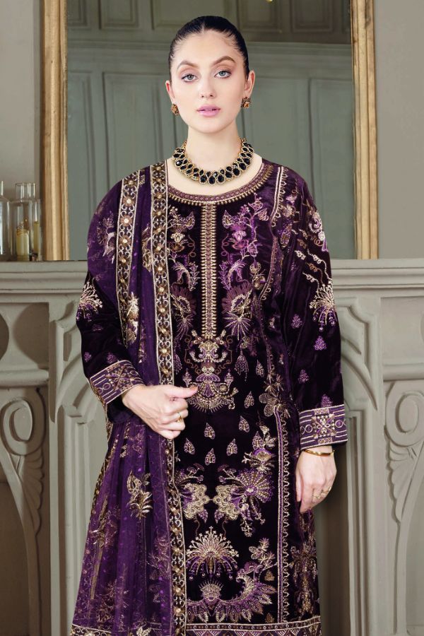 Ramsha Velvet Collection`22 VE#401 (Plum)