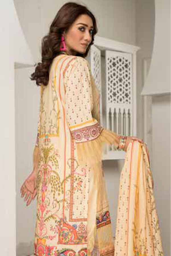 Rang Raiz Khas Lawn'22 D#8-A – Tradition Stores