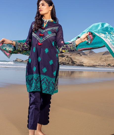 Ravishing Embroidered Lawn`21 D#05