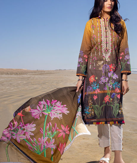 Ravishing Embroidered Lawn`21 D#07