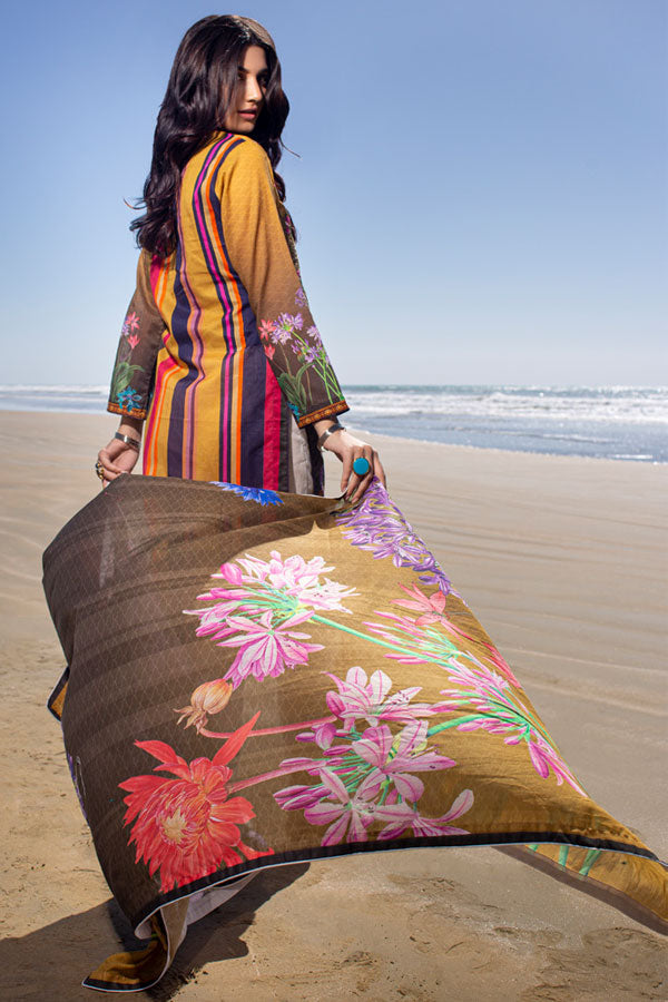 Ravishing Embroidered Lawn`21 D#07
