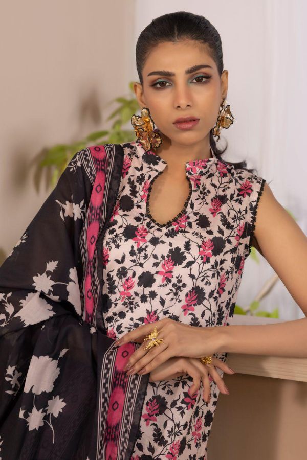 Riwaj Exclusive Lawn`25 D#06