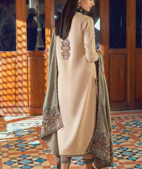 Roheenaz Luxury Winter'22 RNZ#2 A (Komal)