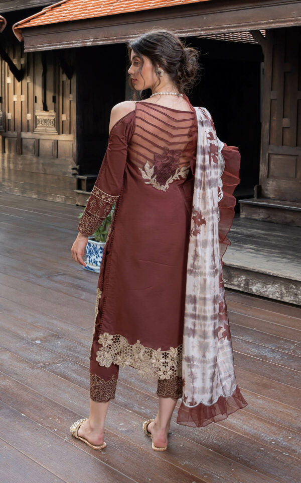 Asifa & Nabeel Luxury Lawn'24 D#04