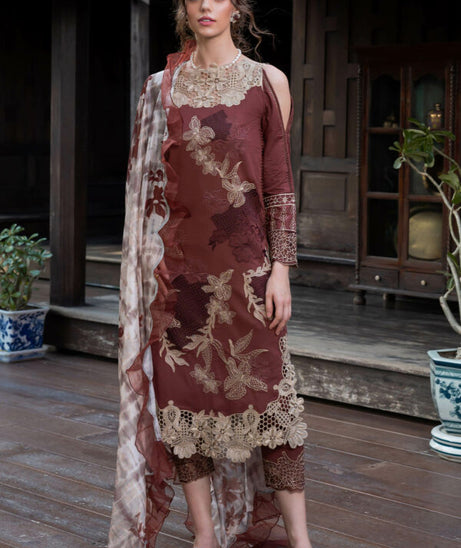 Asifa & Nabeel Luxury Lawn'24 D#04