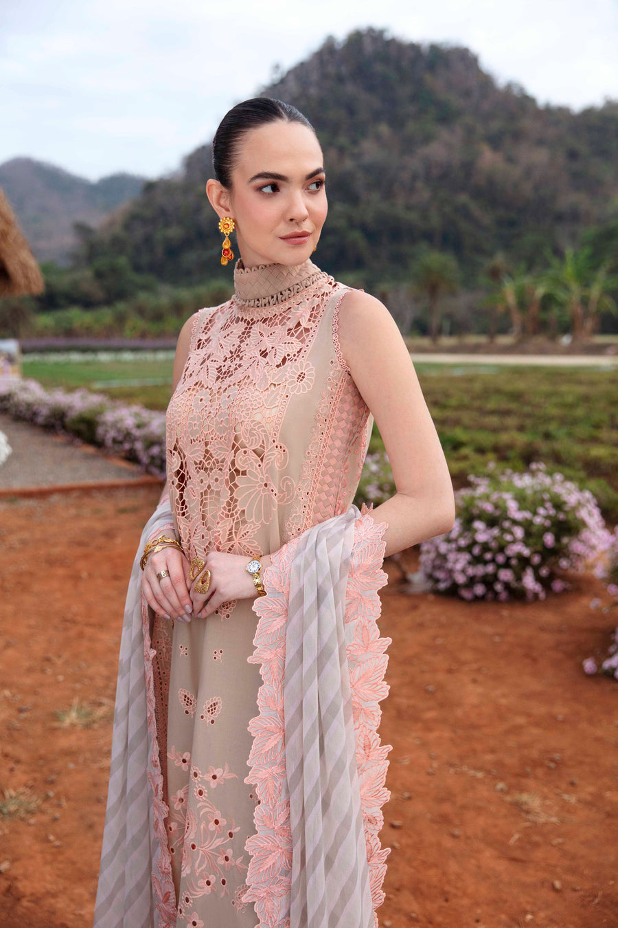 Sable V. Luxury Lawn'24 SL#6