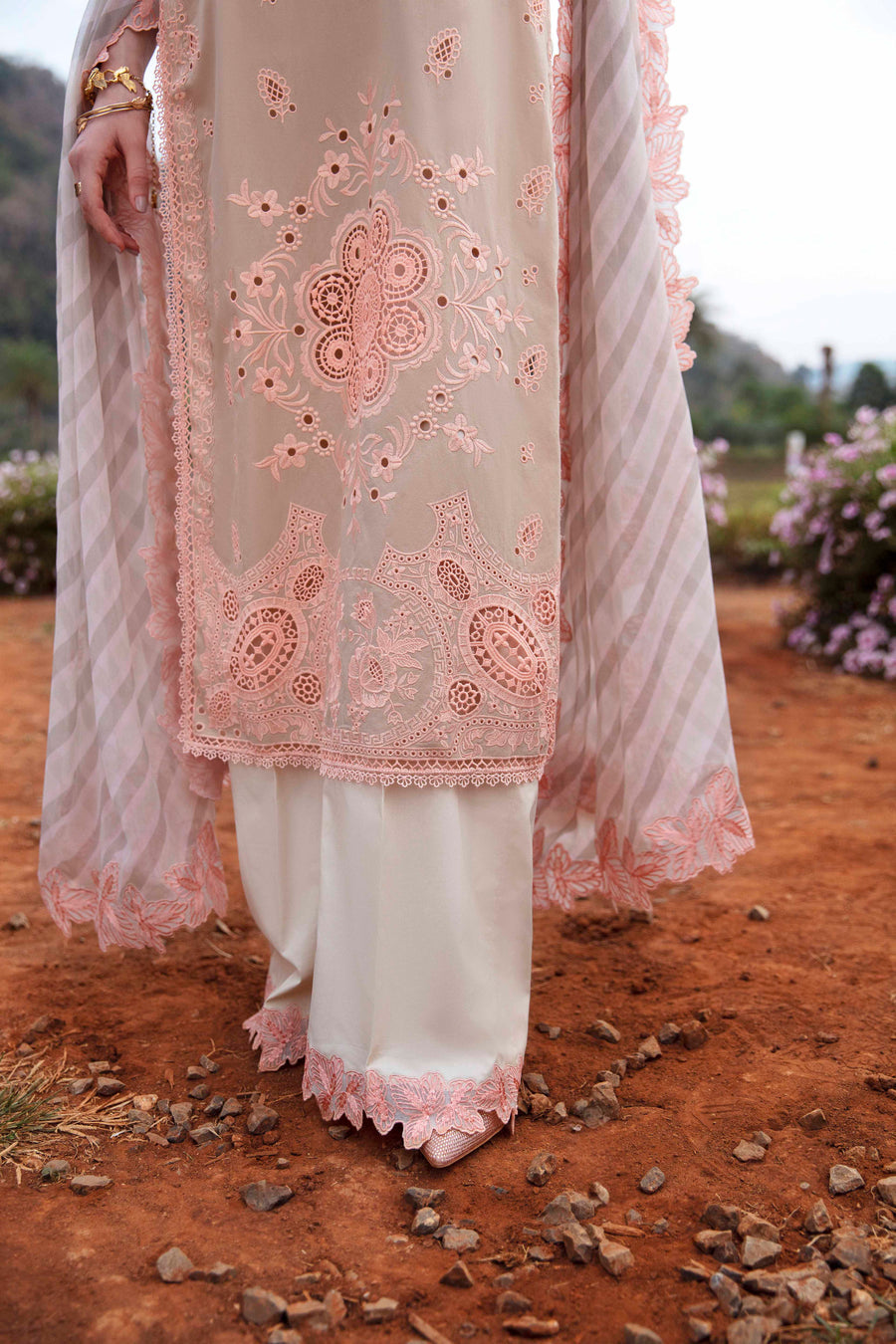 Sable V. Luxury Lawn'24 SL#6