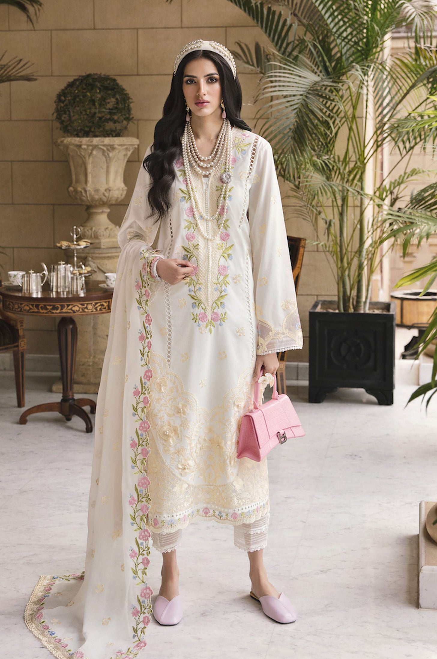 Sable Vogue Luxury Lawn`23 D#12 (Dahlia)