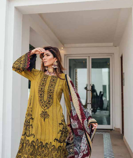 Saira Rizwan Ittehad Winter'21 SR#03 ZAREEN
