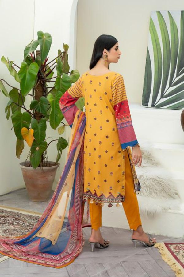 Salina Digital print Lawn`22 Yellow