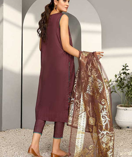Sanam Saeed Chamak Lawn'23 D#08