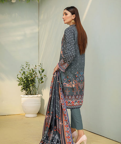 Sanam Saeed Emb Viscose`22 D#07
