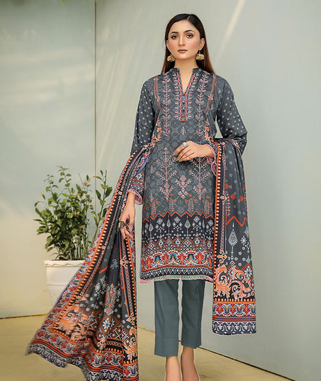 Sanam Saeed Emb Viscose`22 D#07
