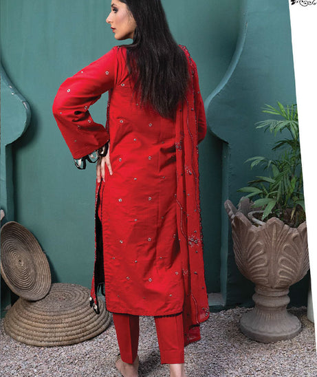 Sanam Saeed Karandi Lawn`23 D#01