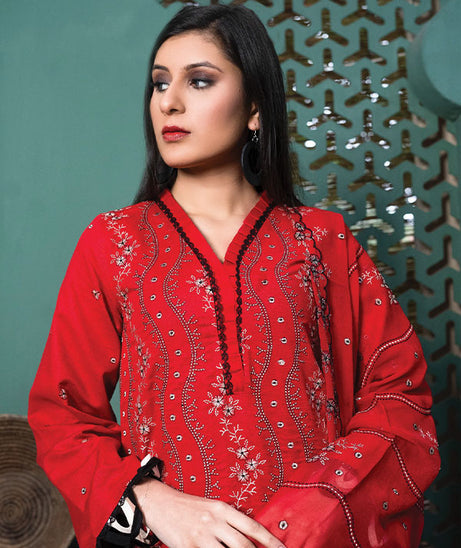Sanam Saeed Karandi Lawn`23 D#01