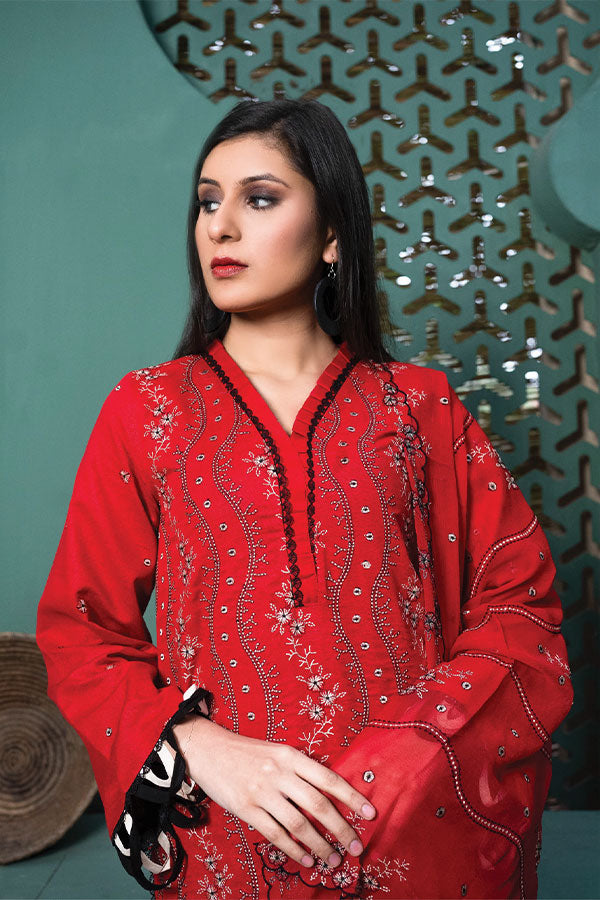 Sanam Saeed Karandi Lawn`23 D#01