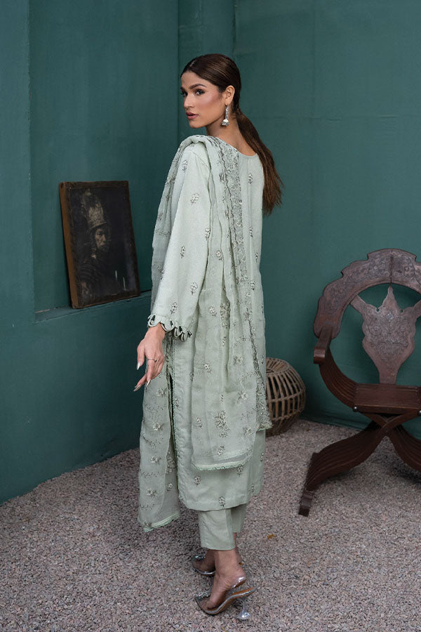Sanam Saeed Karandi Lawn`23 D#07