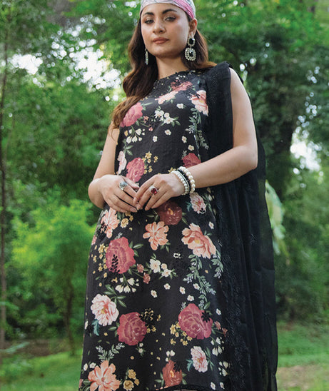 Sanam Saeed Meadow Girl`24 D#01