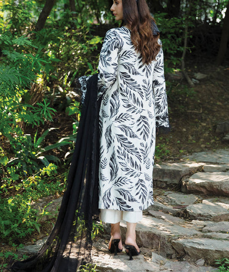 Sanam Saeed Meadow Girl`24 D#04