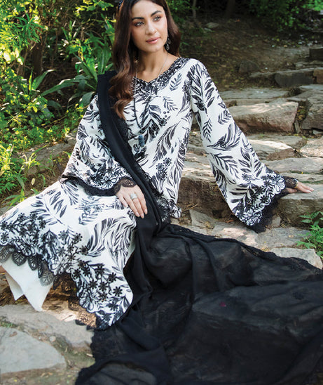 Sanam Saeed Meadow Girl`24 D#04
