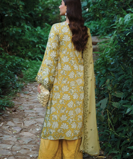 Sanam Saeed Meadow Girl`24 D#05